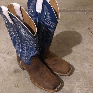 Cody James leather boots, Blue tops
